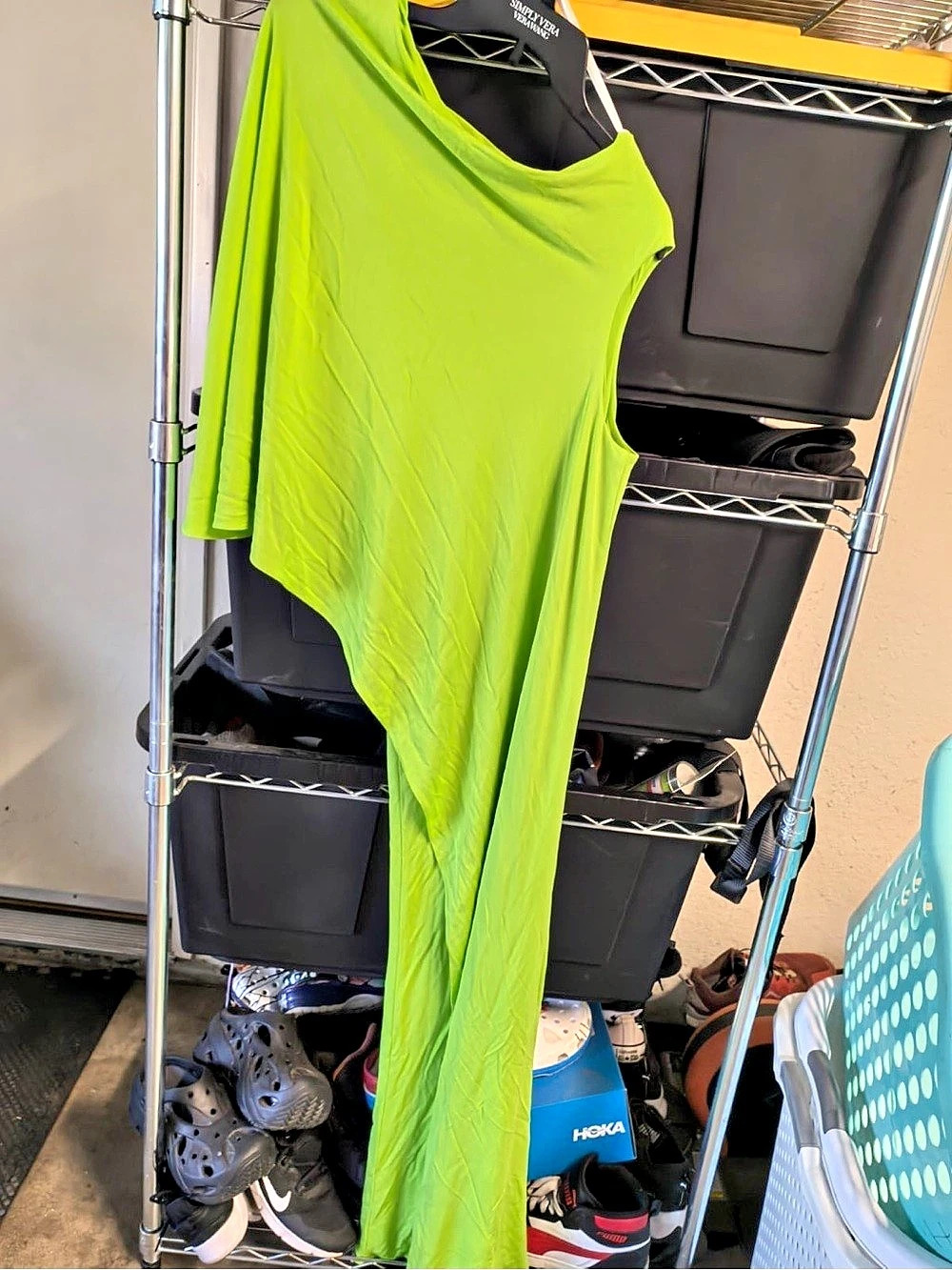 Halston Maxi Dress in Green Size 0 Like New